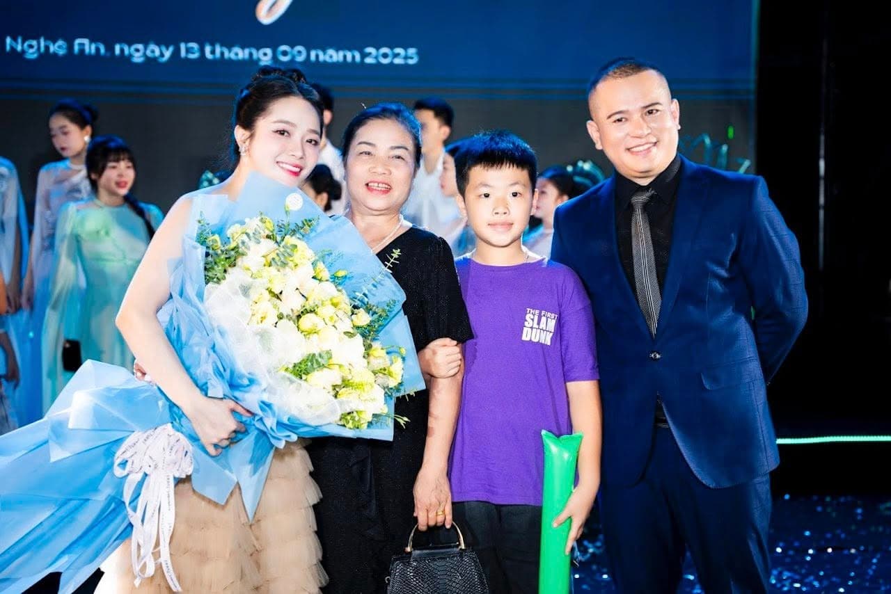 Ảnh liveshow Mạch Nguồn Xứ Nghệ 12